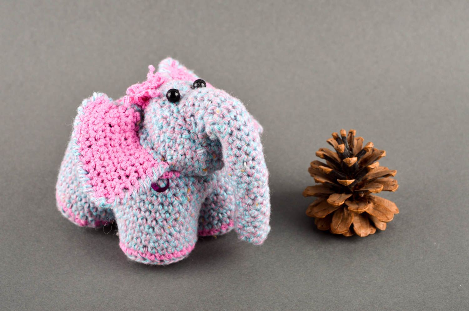 Elefant Kuscheltier Spielsache für Kinder handgemachtes Kuscheltier rosa grau foto 1
