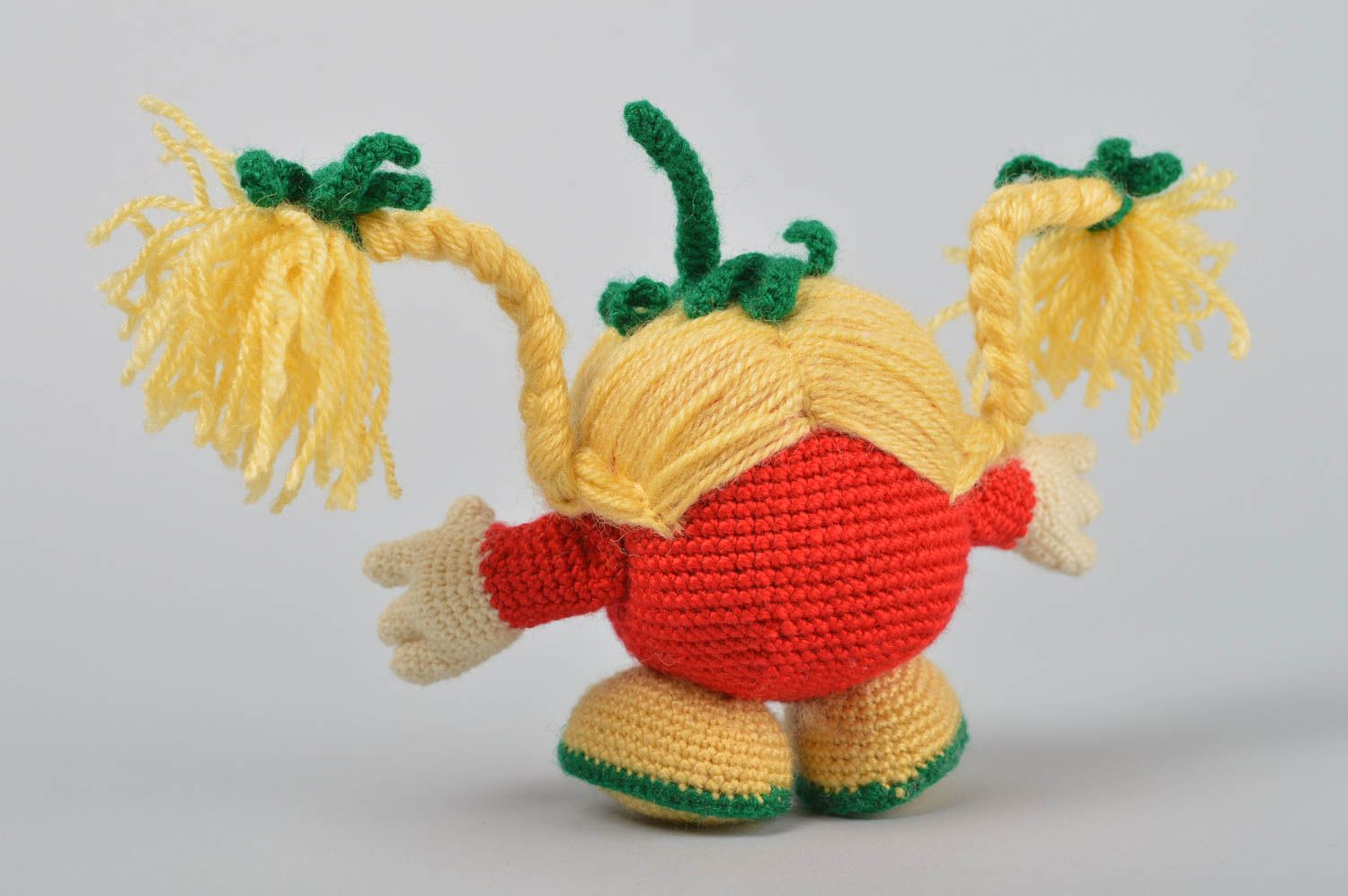 Вязаный овощ интерьерная игрушка ручной работы мягкая игрушка помидор красная фото 3