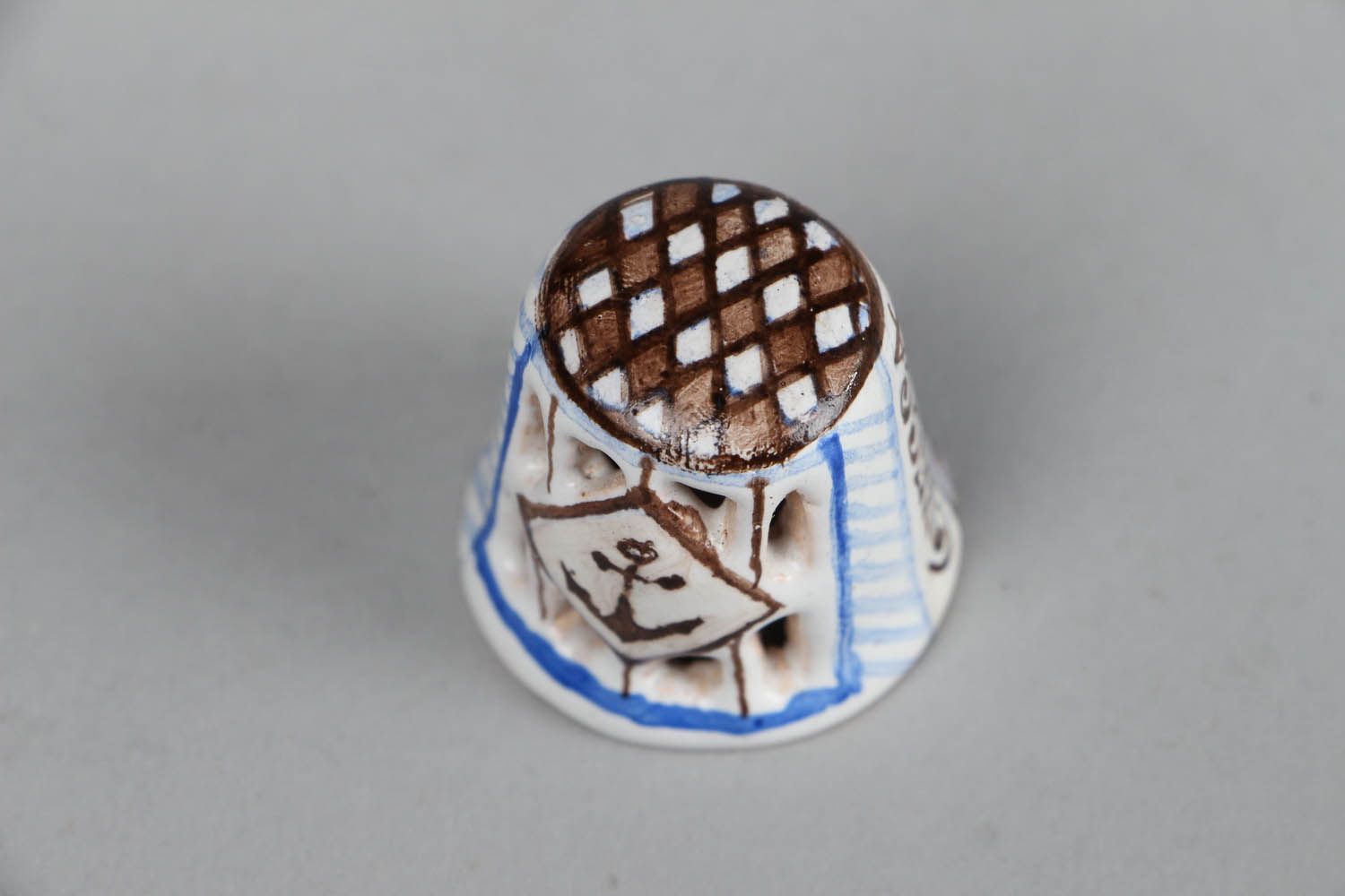 Ceramic Thimble with Anchor Pattern photo 2