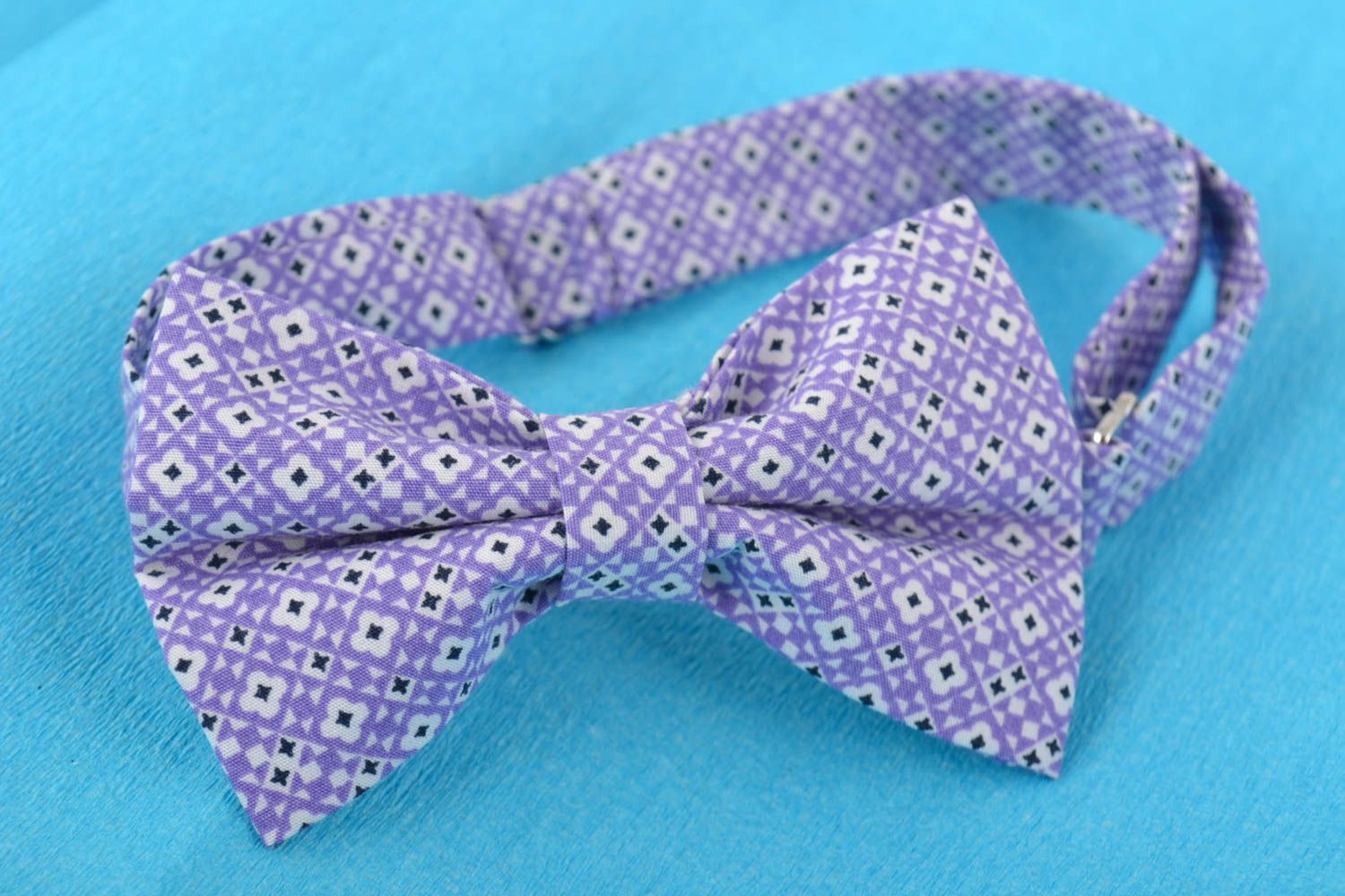 Beautiful motley handmade designer fabric bow tie with print photo 1