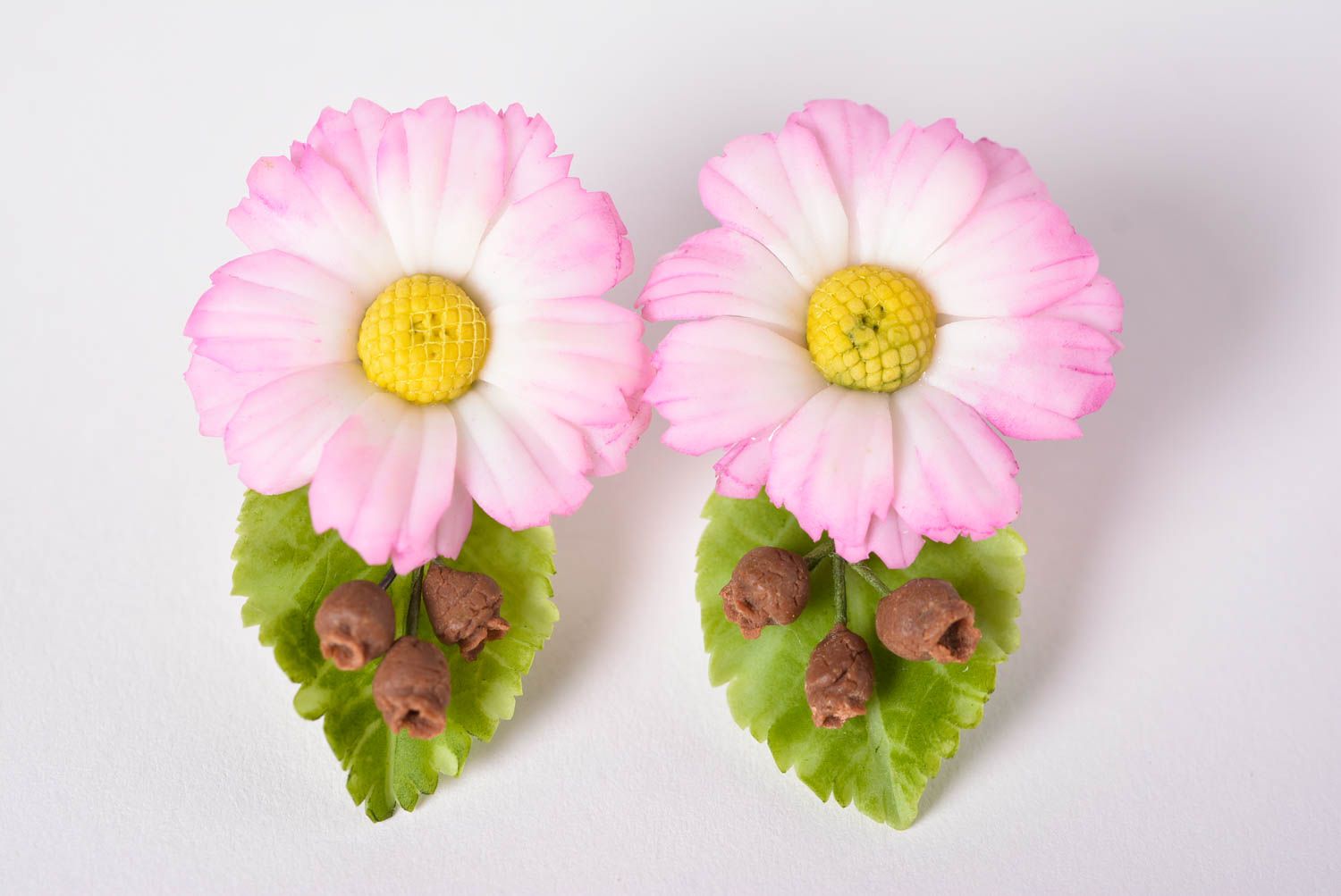 Handmade stud earrings with flowers polymer clay jewelry fashion acessories photo 5
