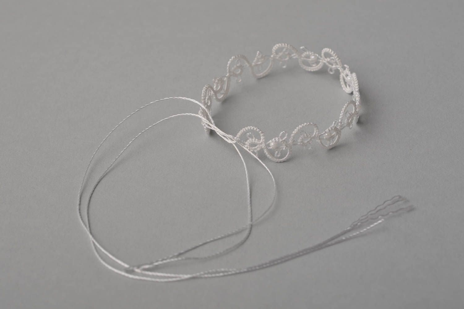 Bracelet textile Bijou fait main technique frivolité blanc Accessoire femme photo 5