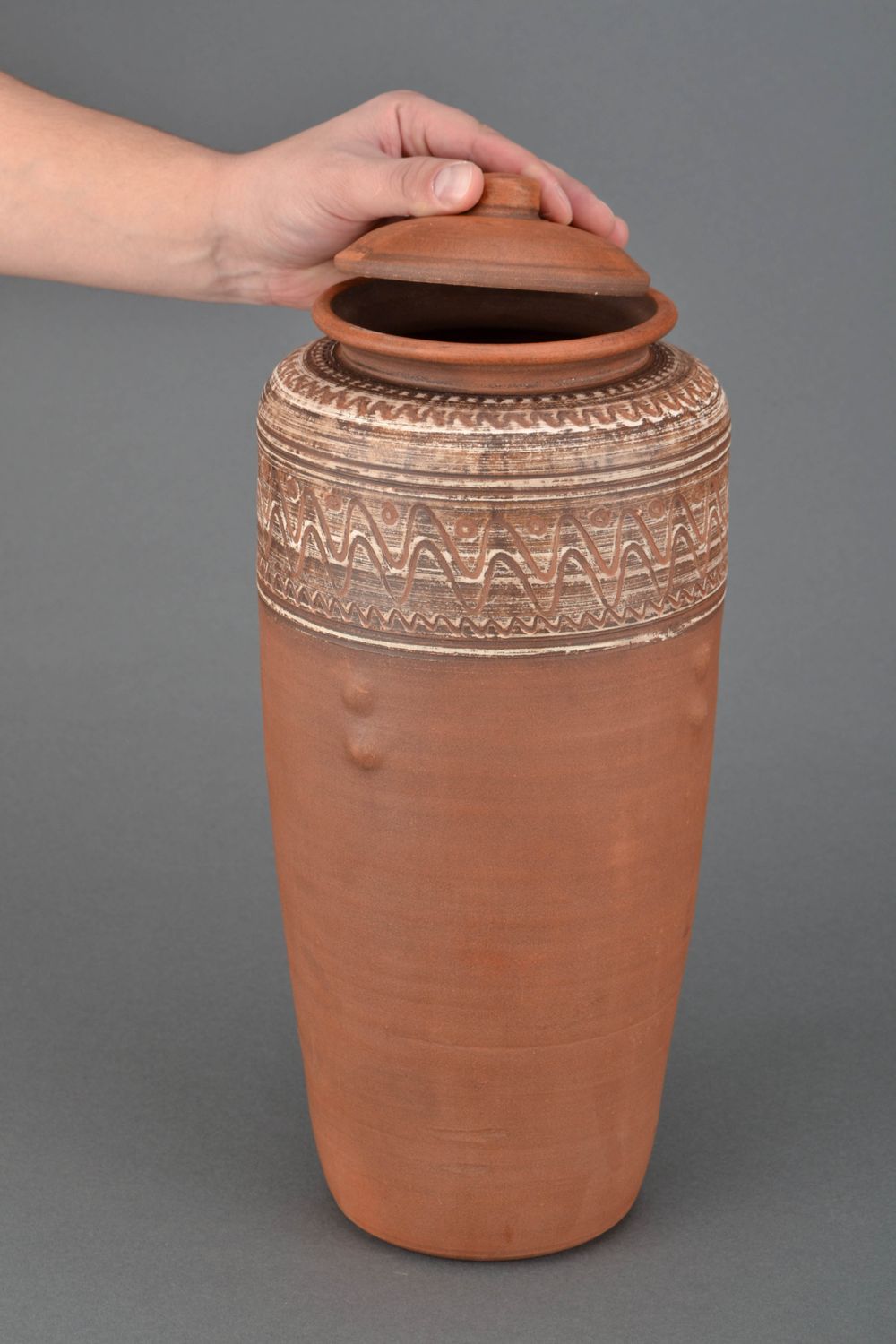 Глиняная ваза для продуктов ручной работы с крышкой фото 2