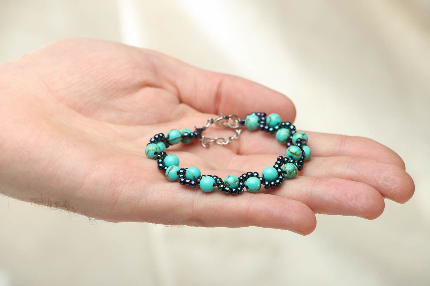 Wrist bracelet with turquoise photo 3