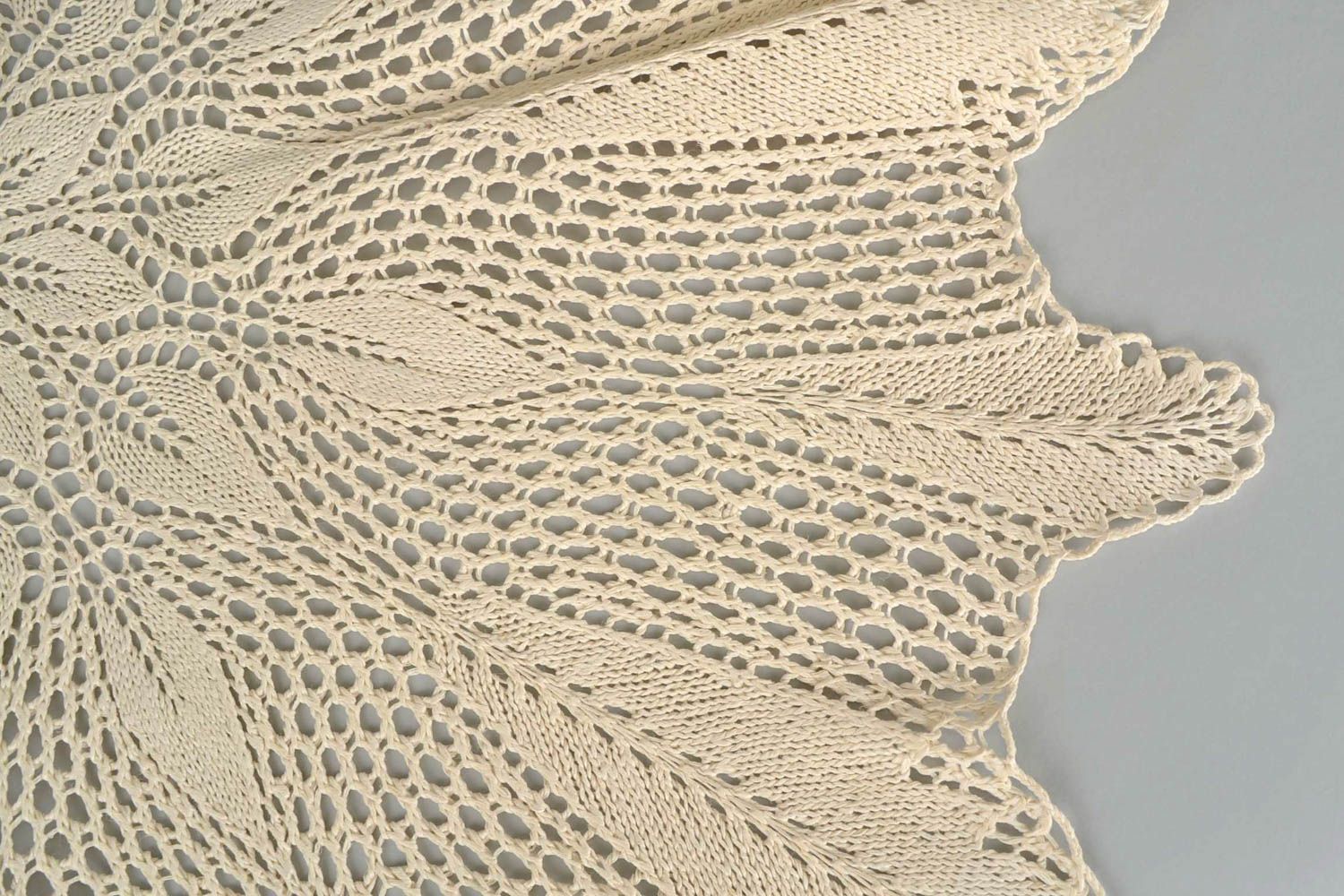 Grand Napperon fait main tricoté en fils de coton rond ajouré Textile de maison photo 4