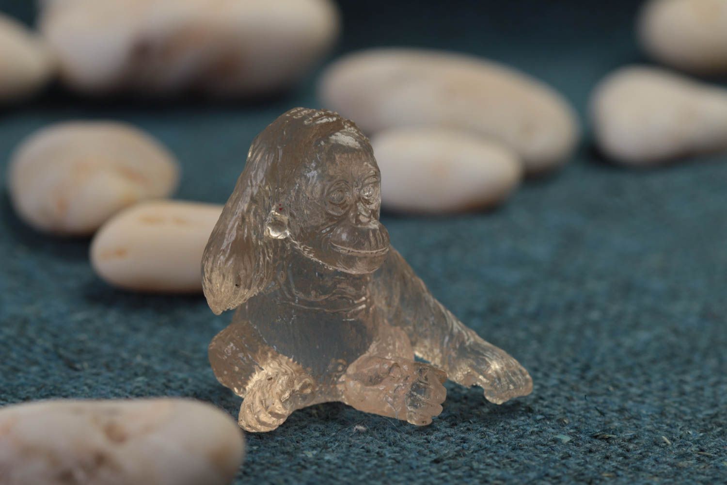 Прозрачная статуэтка из полимерной смолы миниатюрная настольный декор обезьянка фото 1
