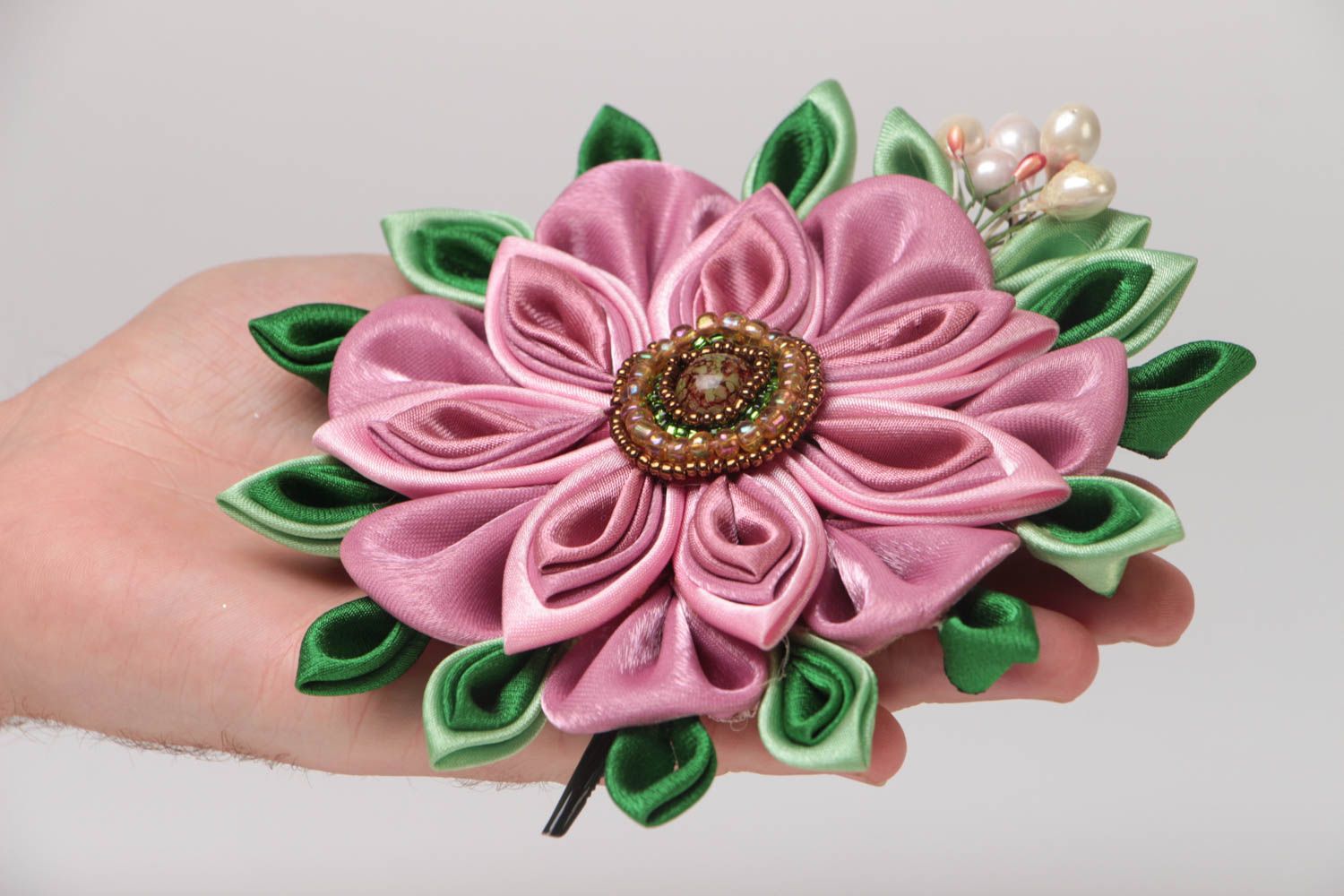 Blume Haarspange aus Atlas in Kanzashi Technik Designer Handarbeit schön toll foto 5
