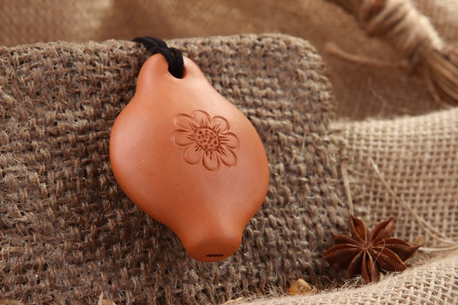 Ceramic tin whistle pendant with flower photo 1