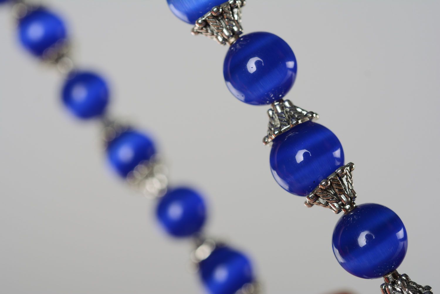 Schmucksachen-Set in Blau aus echten Steinen Collier und Ohrringe foto 5