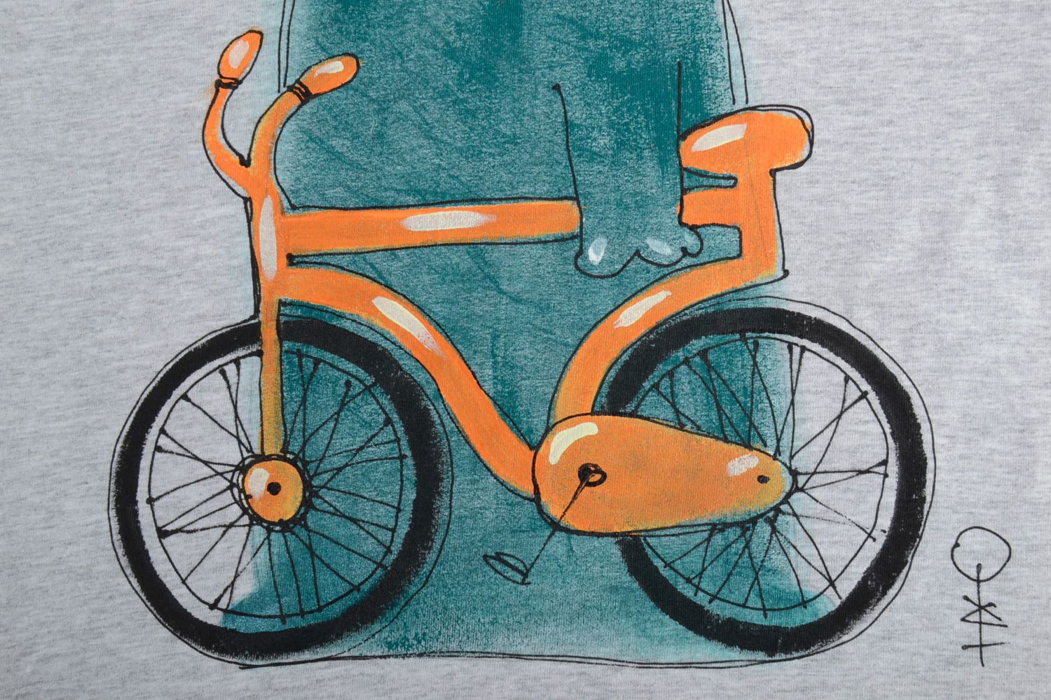 Handgemachtes Sporthemd aus Baumwolle mit Acrylfarben bemalt Häsin mit Fahrrad foto 2
