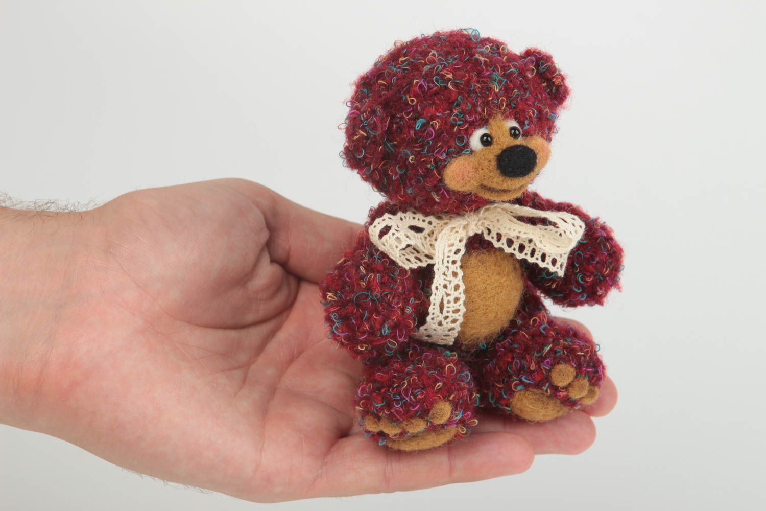 Doudou ours rouge fait main Peluche au crochet Jouet pour enfant petite taille photo 5