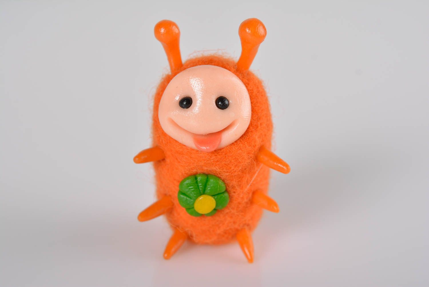 Валяная игрушка хэнд мэйд фигурка из пластики игрушка из шерсти оранжевая яркая фото 1