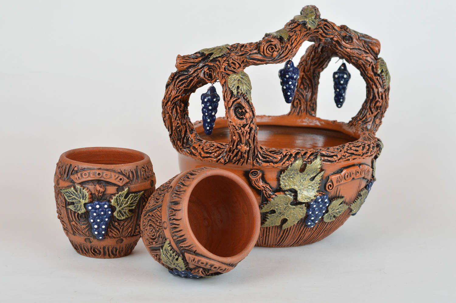 Juego de vajilla cerámica artesanal frutera de 2 l y dos vasos de arcilla foto 2