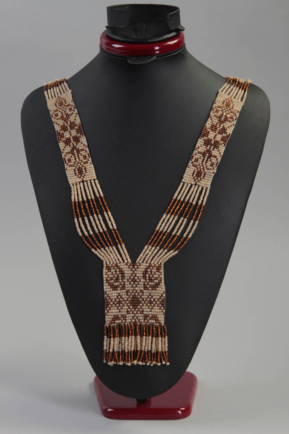 Колье из бисера украшение ручной работы коричневый гердан из бисера длинный фото 1