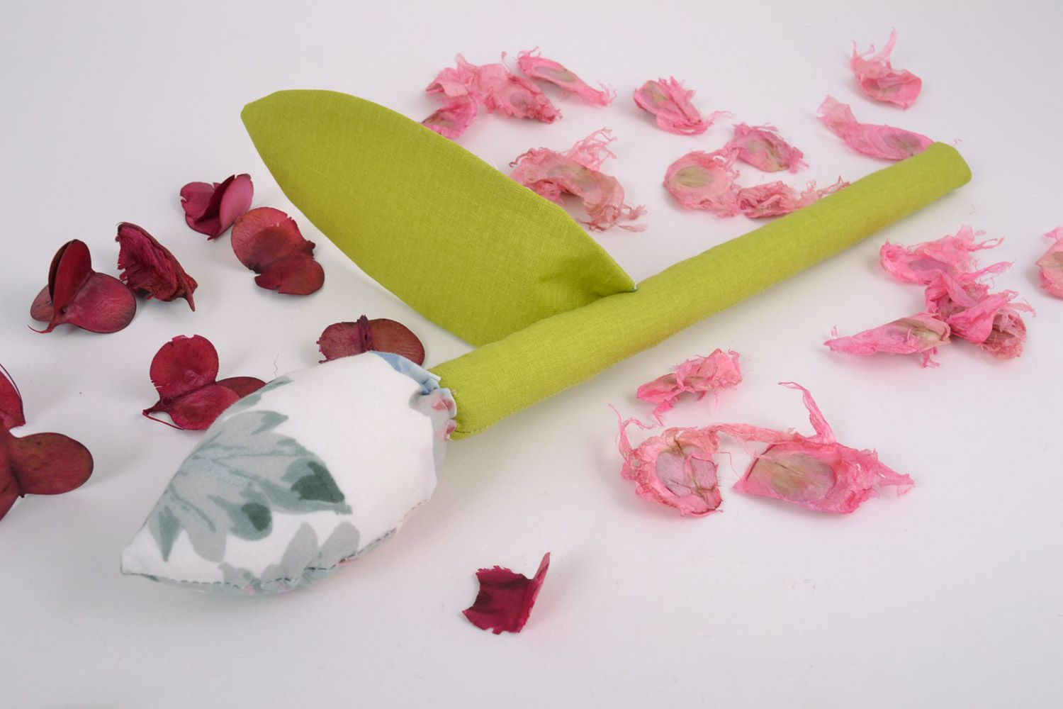 Flor de tela de algodón hecha a mano tulipán original para decoración foto 1