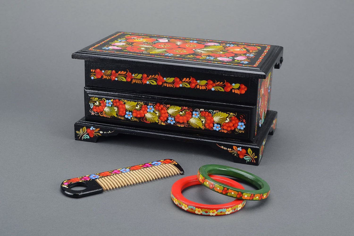 Patterned box with pullout drawer photo 2