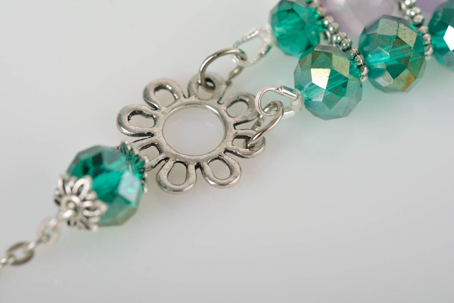 Женское ожерелье ручной работы модное украшение стильное колье из бусин фото 5