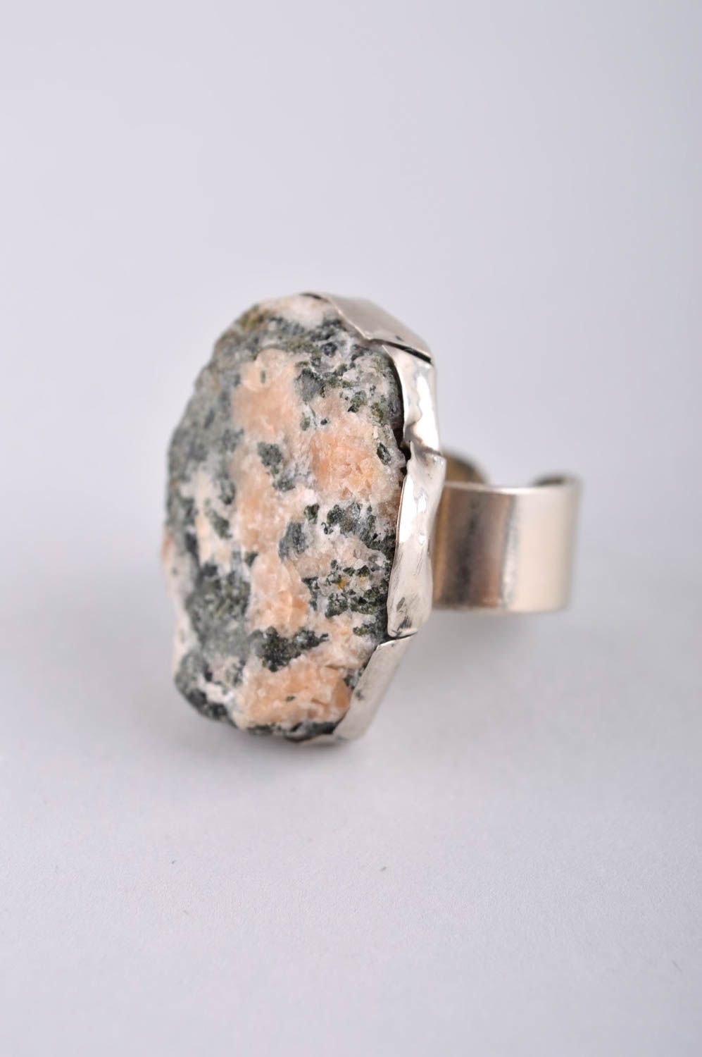 Кольцо ручной работы кольцо из мельхиора с камнем металлическое украшение фото 2