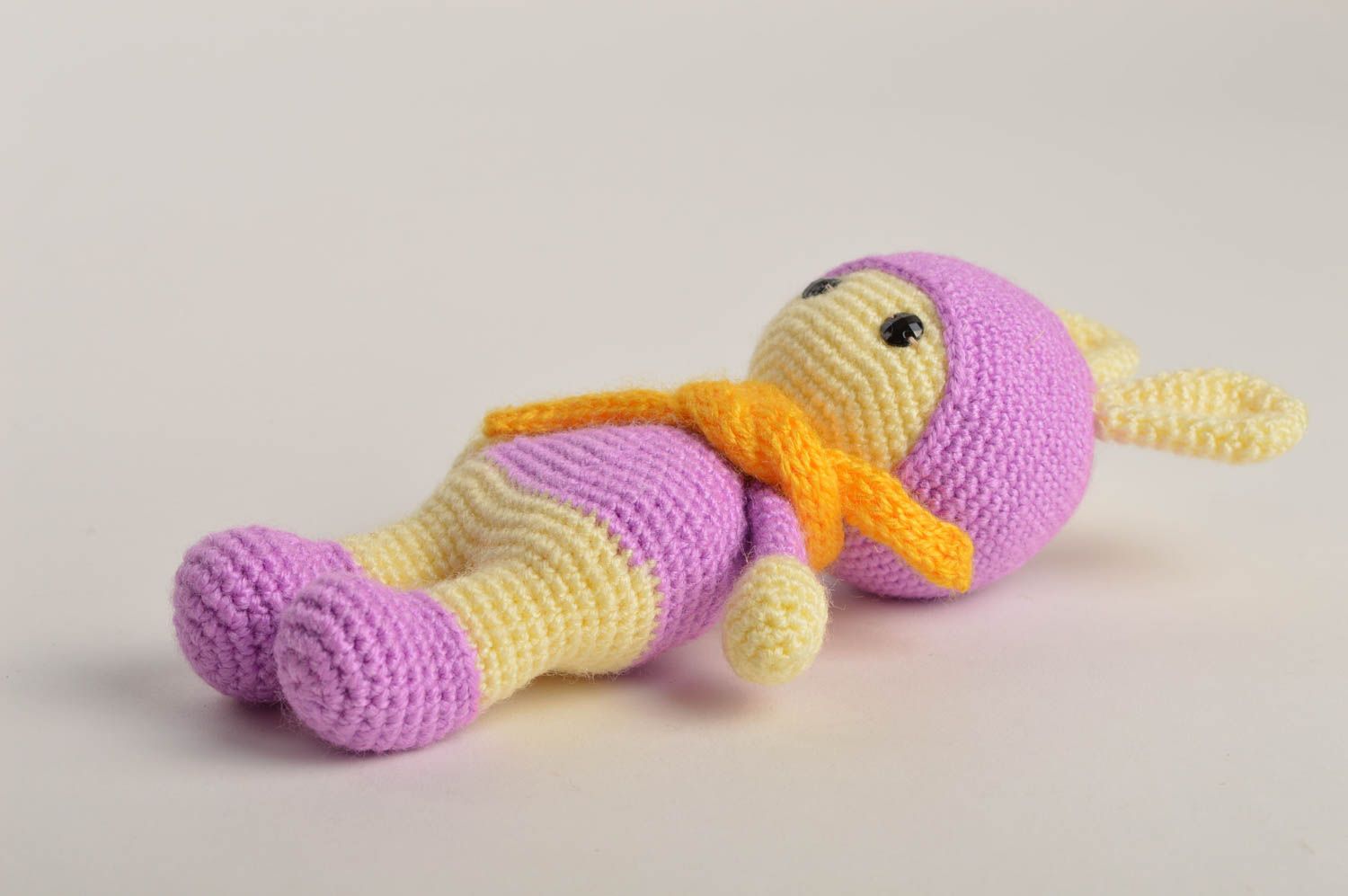 Jouet lapin Peluche faite main tricotée décorative design Cadeau pour enfant photo 3