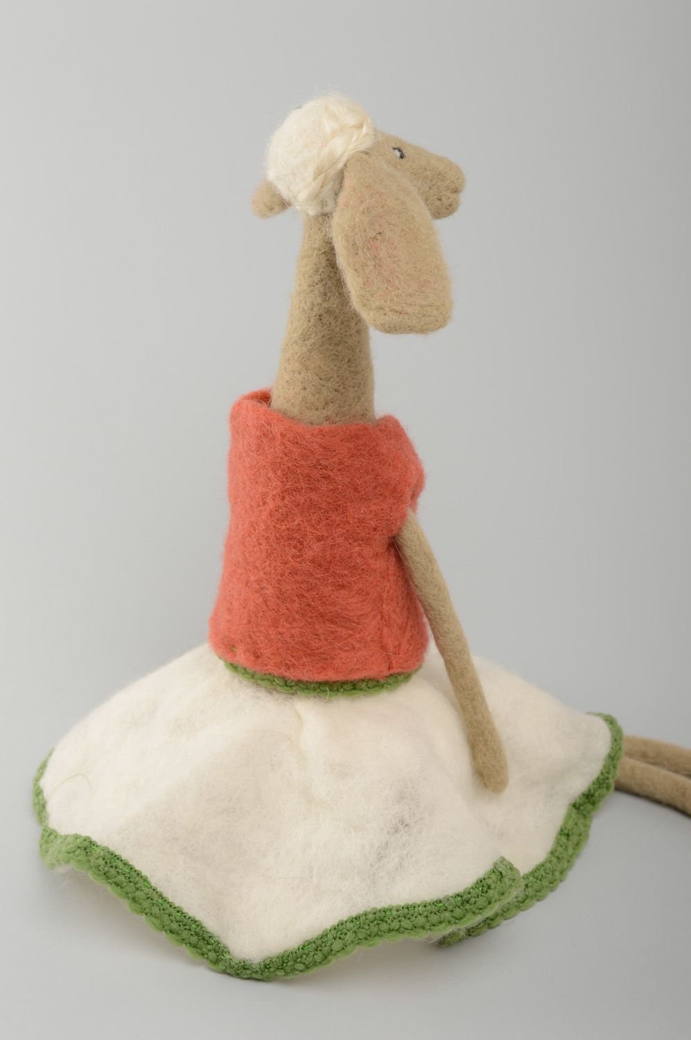 Jouet décoratif en laine fait main Mouton photo 3