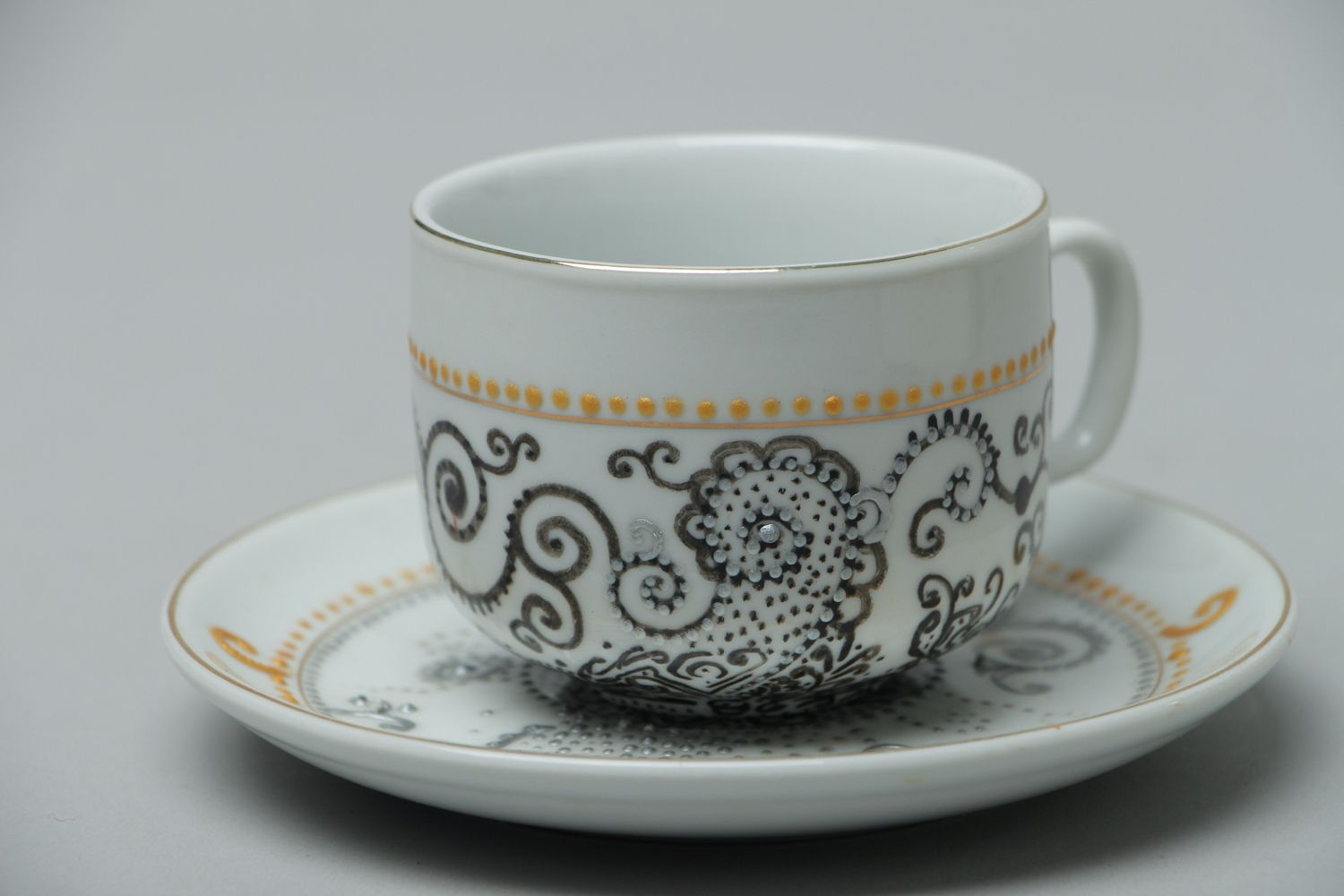 Cup Japanese with the saucer in white, grey colors with handmade pattern 0,63 lb photo 1