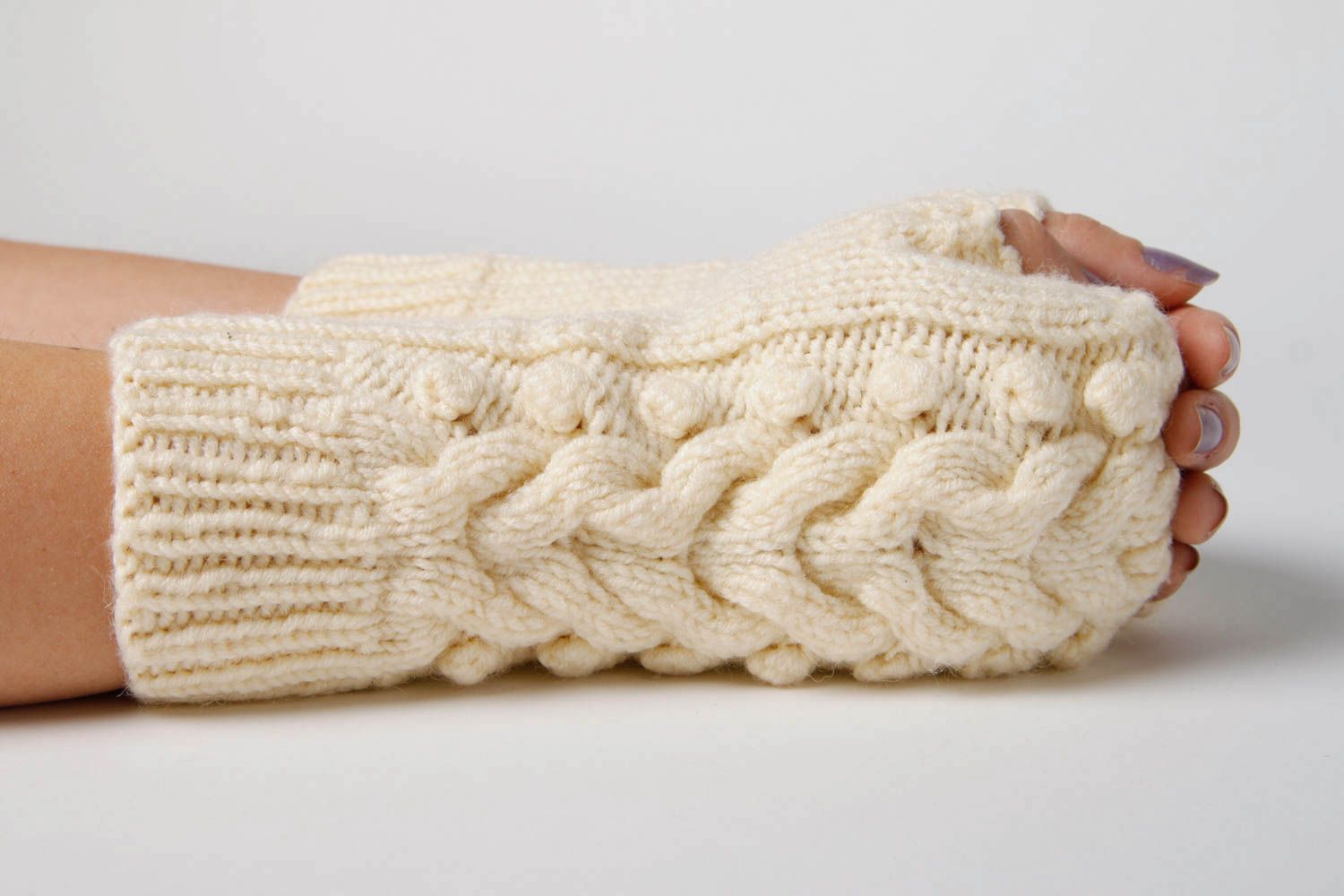 Bufanda snood artesanal accesorios para mujeres guantes sin dedos blancos foto 8