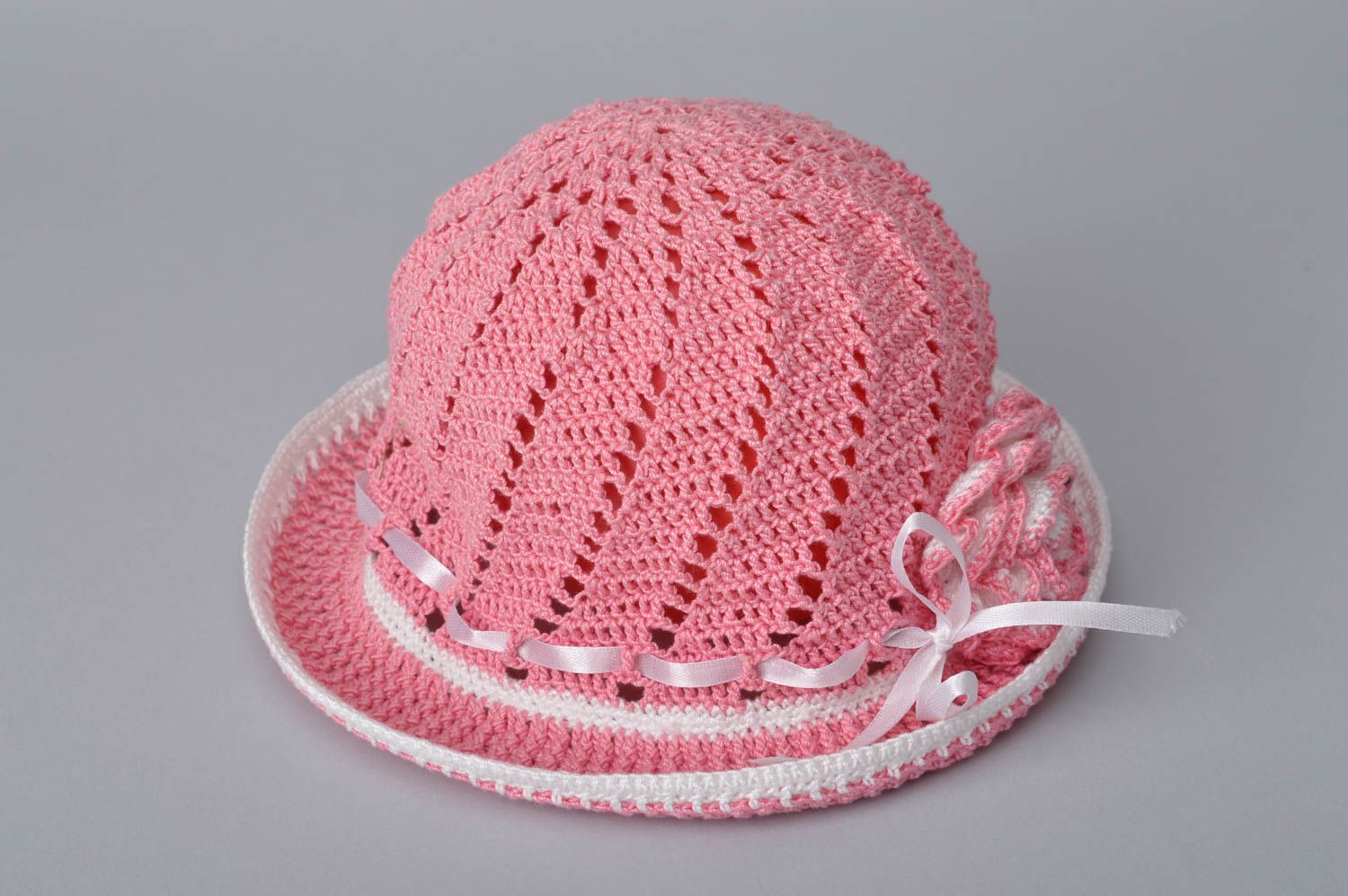 Вязаная шляпа ручной работы детская шляпа темно розовая головной убор красивая фото 2