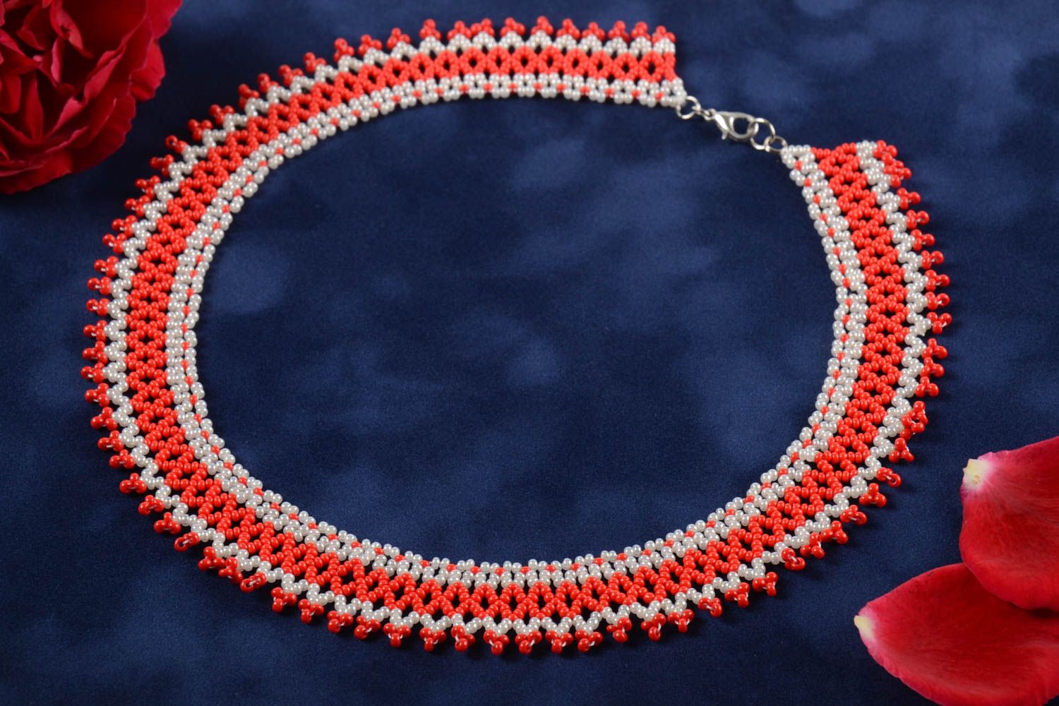Handmade Halskette für Frauen Modeschmuck Collier Halskette aus Glasperlen bunt foto 1