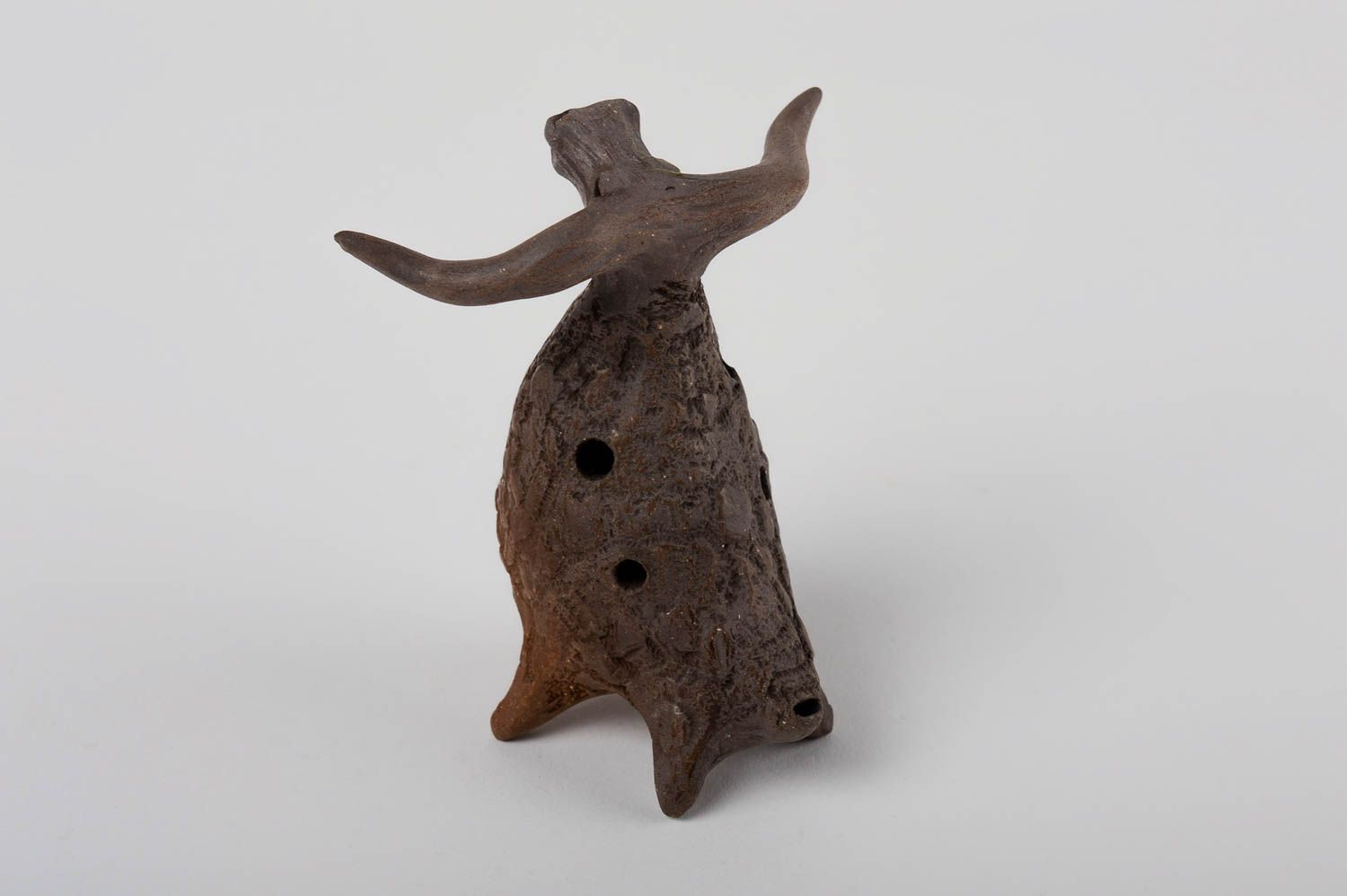 Sifflet jouet Instrument de musique fait main en argile Figurine taureau photo 4