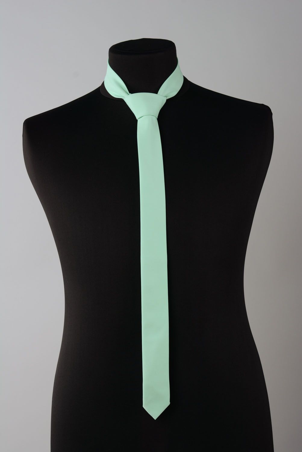 Thin tie of mint color photo 4