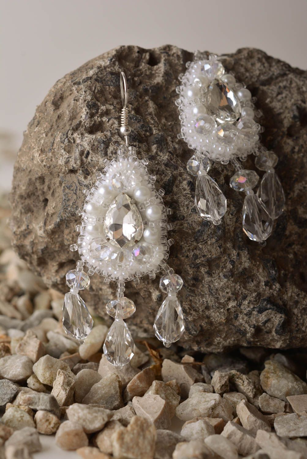 Beautiful white handmade designer jewelry set beaded earrings and necklace photo 3