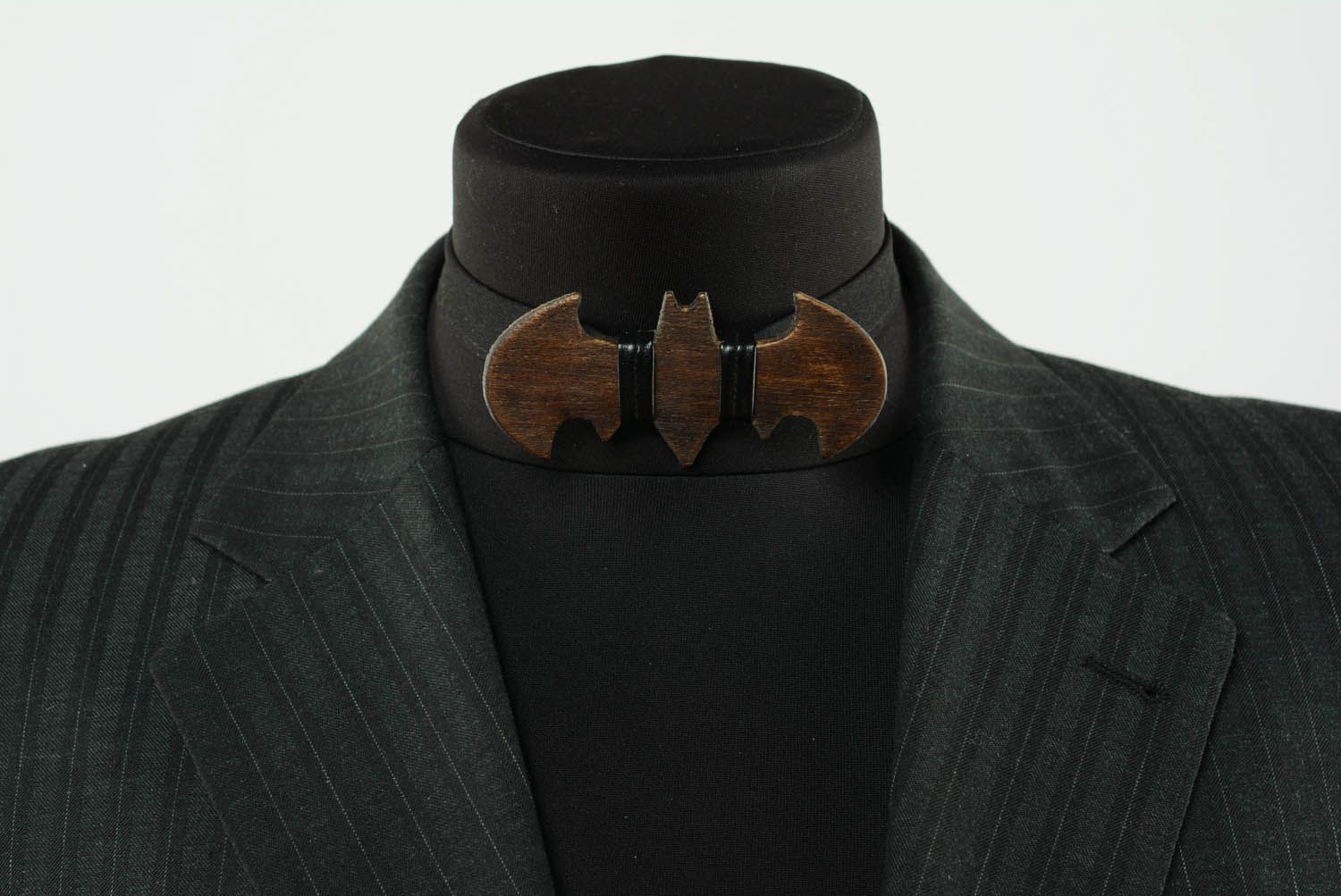 Деревянный галстук-бабочка Супергерой фото 2