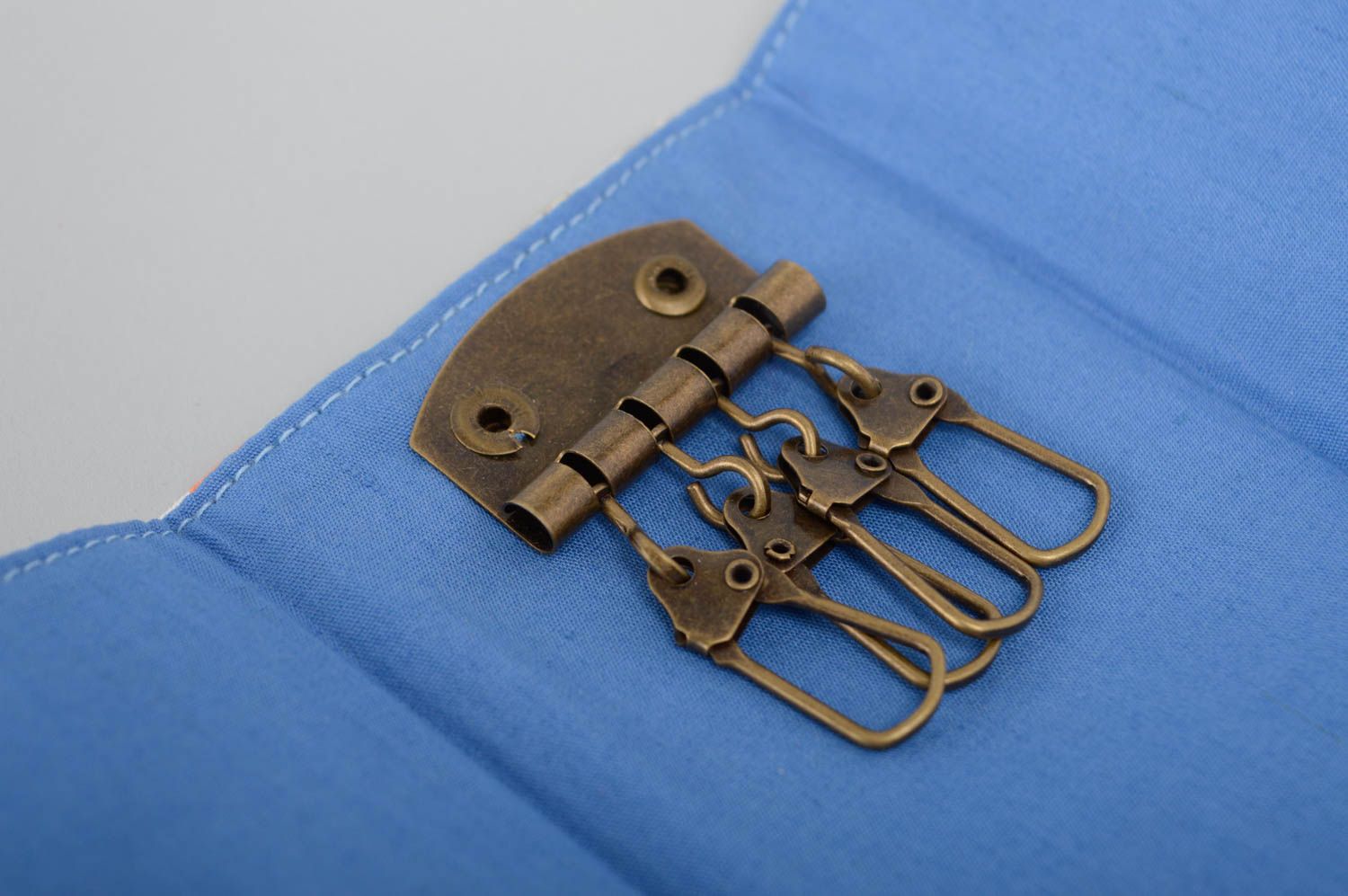 Porte-clés en tissu de coton fait main original avec impression pour enfant photo 4