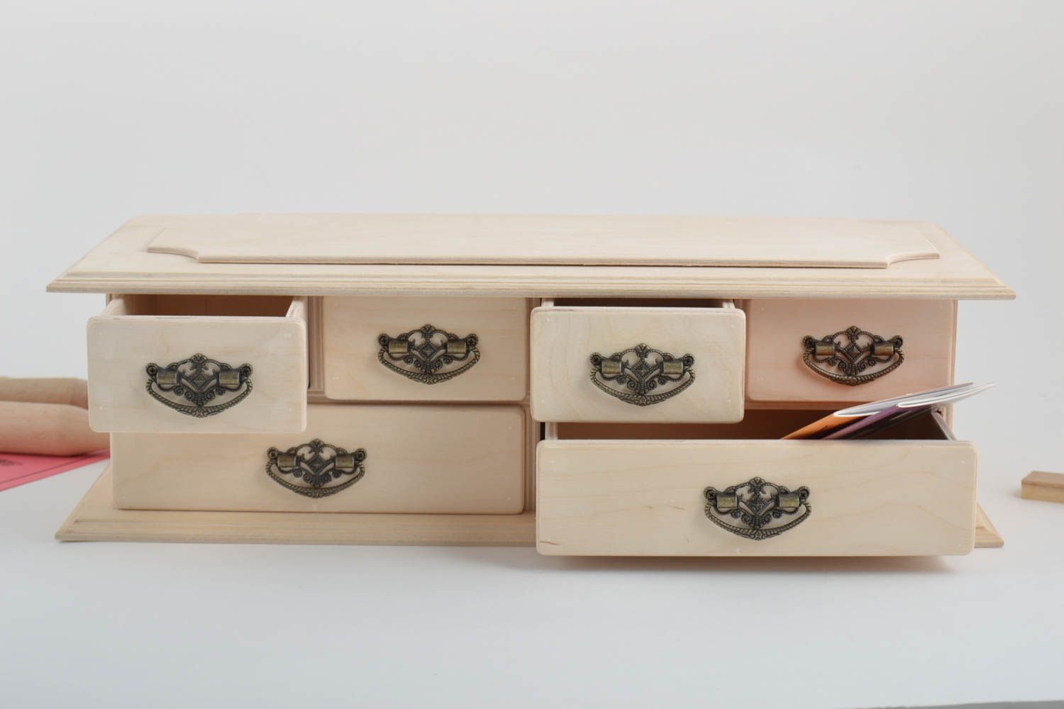 Boite avec tiroirs fait main Commode miniature en bois brut Boîte à décorer photo 1