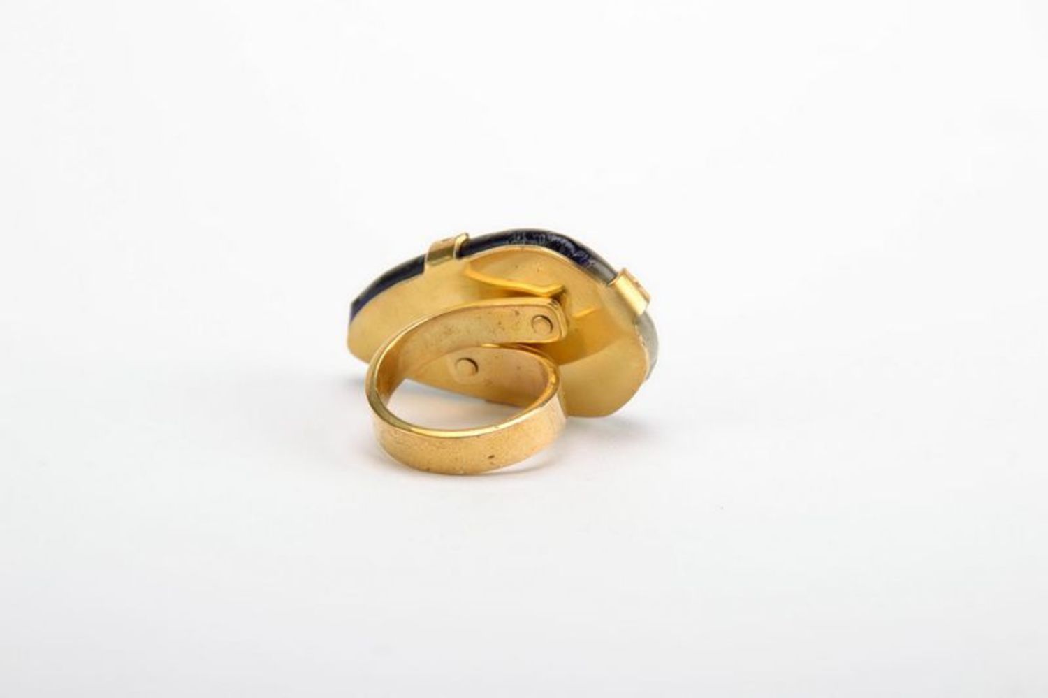 Handgemachter Ring mit Hüttenglas foto 3