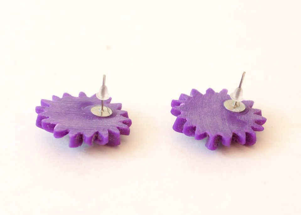 Boucles d'oreilles en pâte polymère violettes faites main photo 2