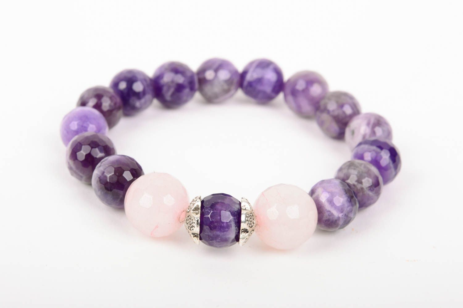 Фиолетовый браслет из натуральных камней ручной работы стильный для девушек фото 1