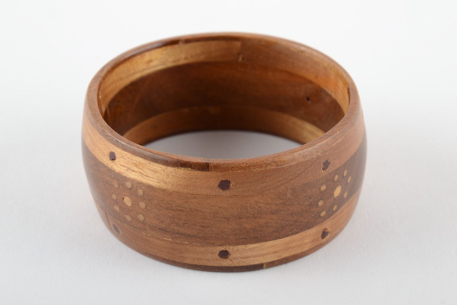 Large bracelet jonc en bois fait main style ethnique technique d'intarsia photo 4