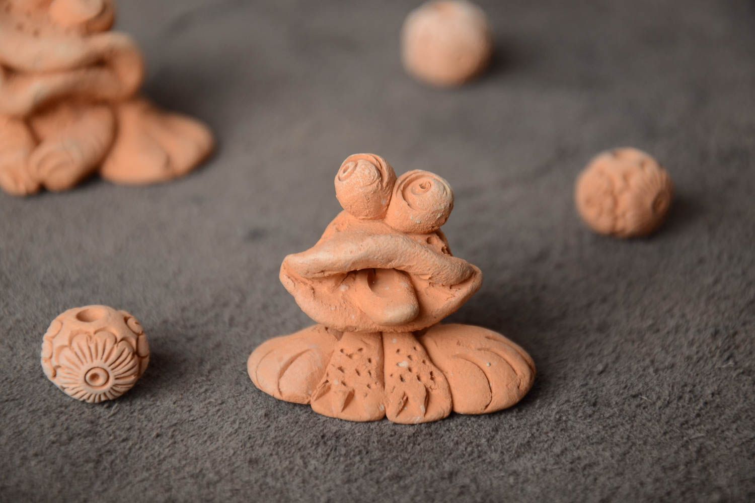 Miniature handmade designer ceramic statuette of frog decorative figurine photo 1