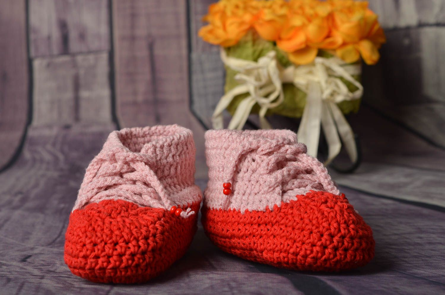 Handmade Schuhe für Baby rot rosa Babyschuhe Baby Häkelschuhe aus Baumwolle foto 1