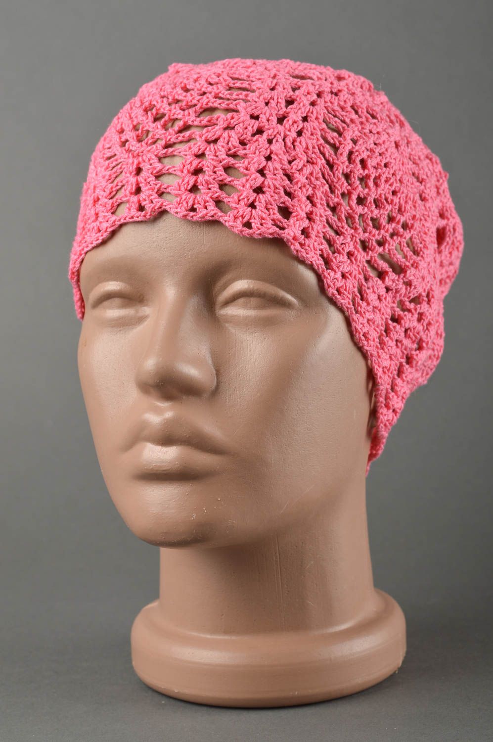 Вязаная шапка для детей хэндмэйд шапочка на девочку весенняя шапка розовая фото 1