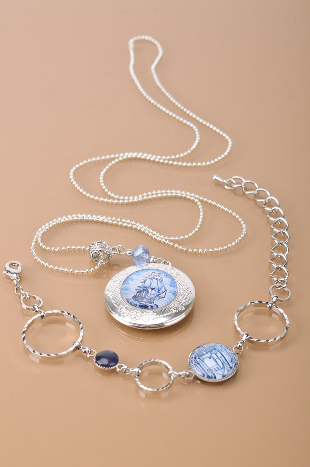 Handmade metal jewelry set 2 items pendant locket on long chain and wrist bracelet photo 2
