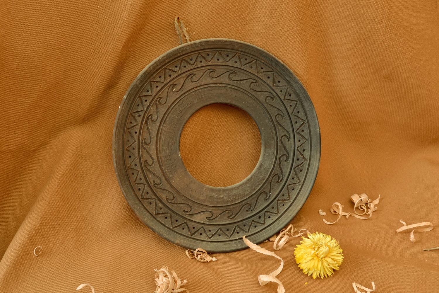 Handmade decorative ceramic plate kilned with milk photo 1