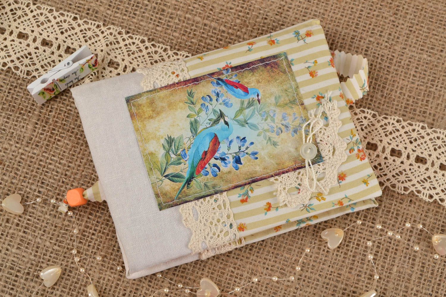 Schönes künstlerisches Notizbuch aus Textil mit Lesezeichen handmade 60 Blätter  foto 1