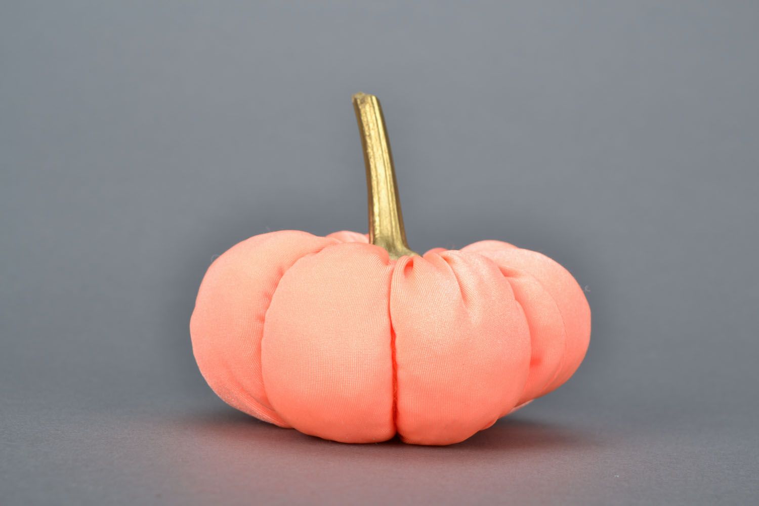 Small decorative pumpkin photo 4