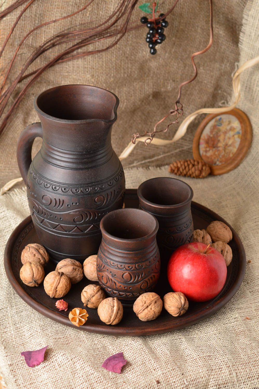 Set de vajilla de cerámica jarro 2 vasos y bandeja hechos a mano originales foto 1