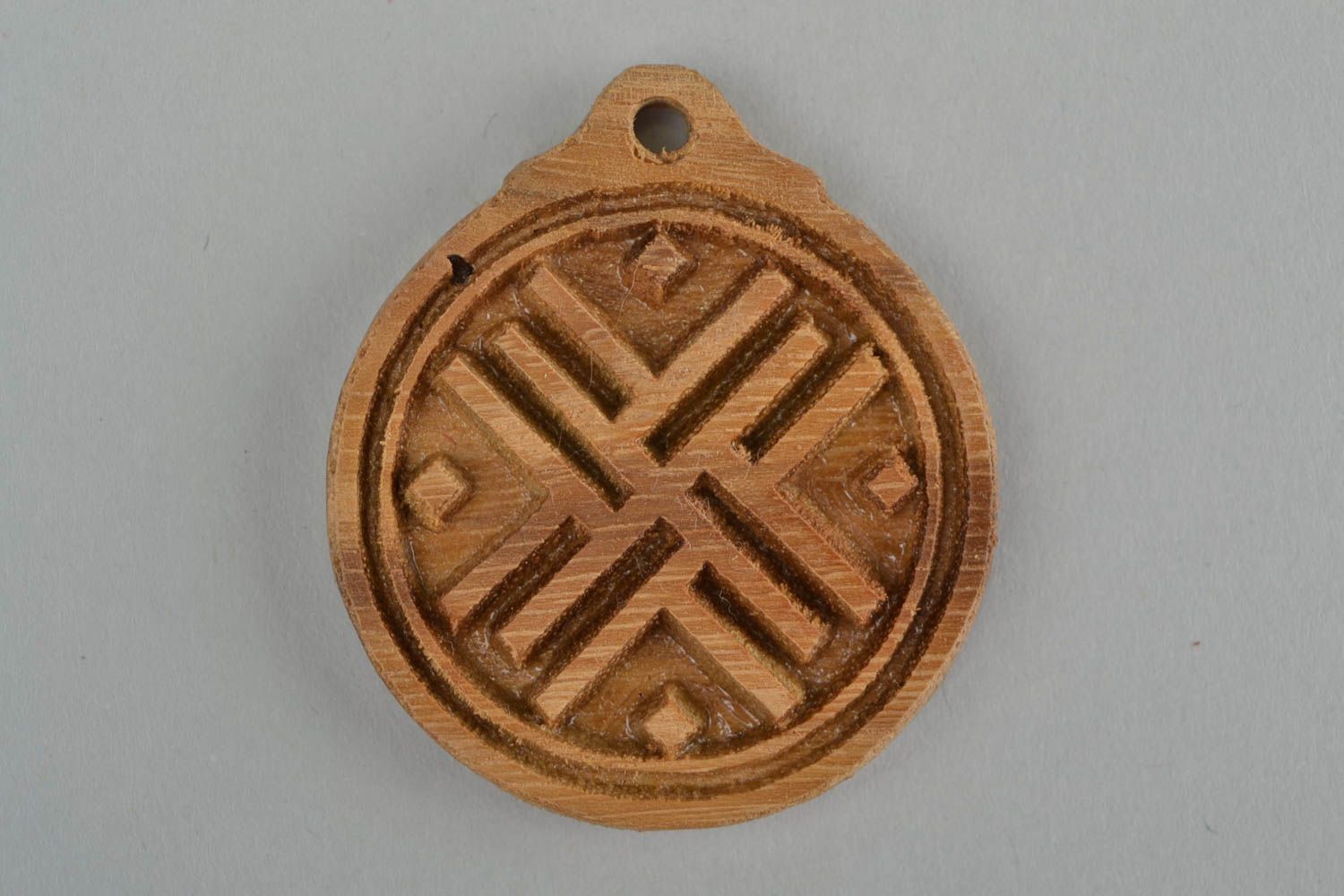 Wooden handmade amulet pendant made of acacia wood with Slavonic symbol Traveler photo 2