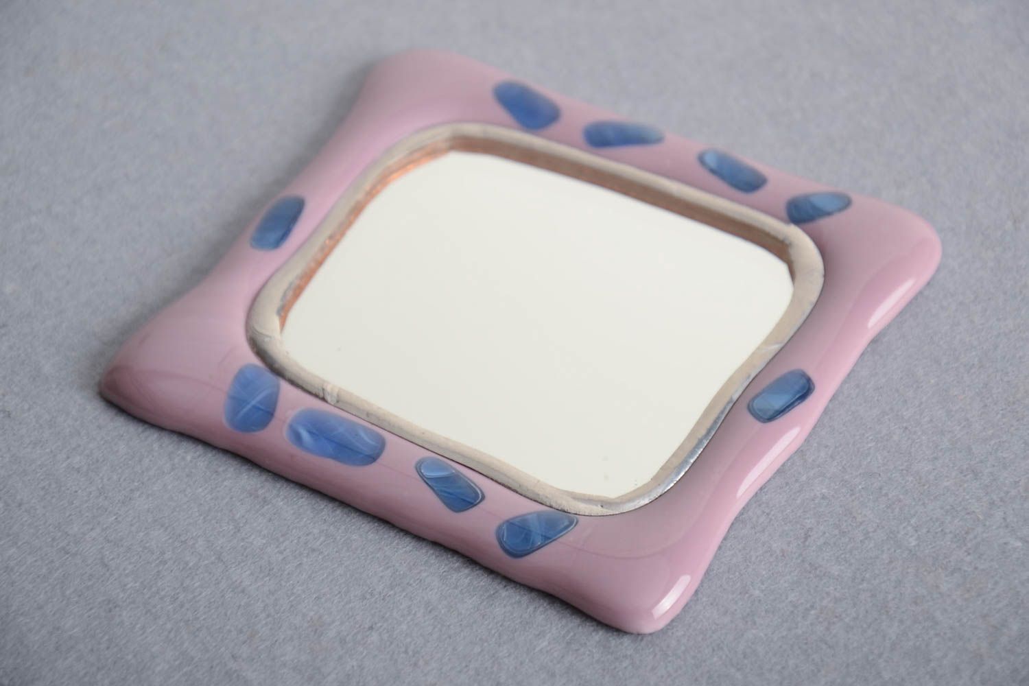 Kleiner quadratischer handmade Taschenspiegel für Frauen in Fusing Technik foto 1