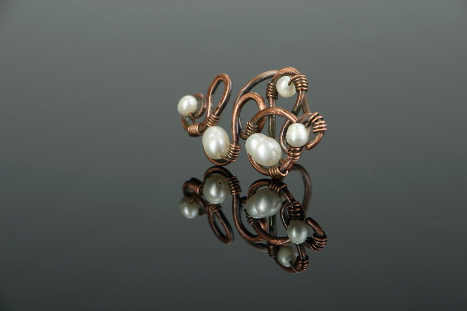 Ring with river pearls photo 3