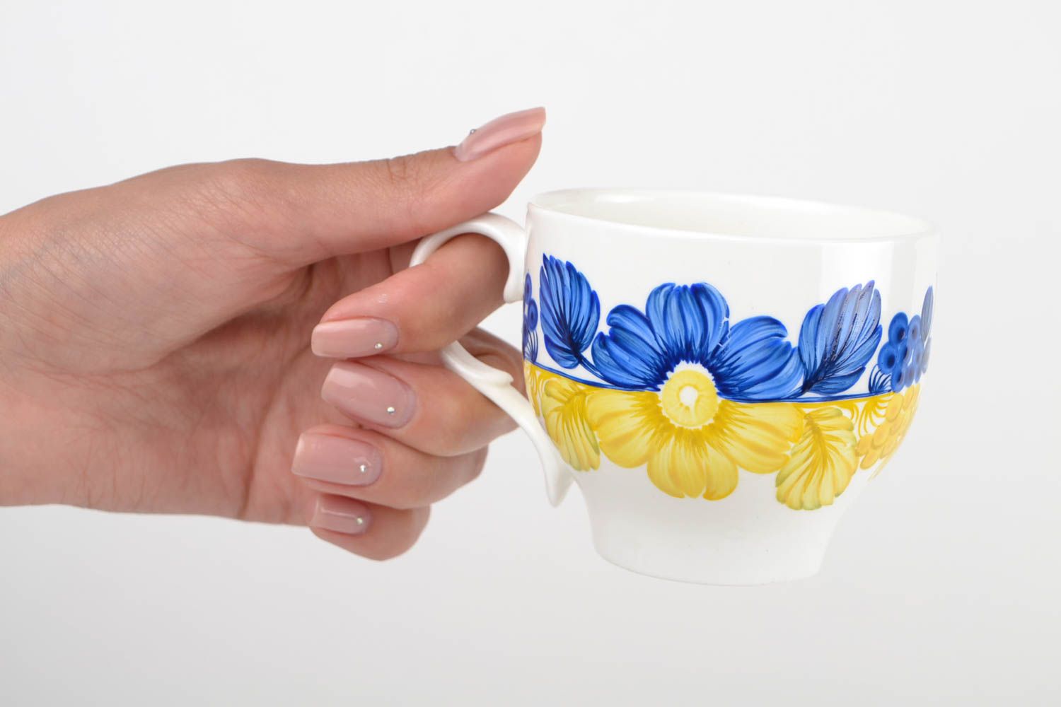 Tea ceramic cup in yellow and blue colors with handle 0,3 lb photo 2